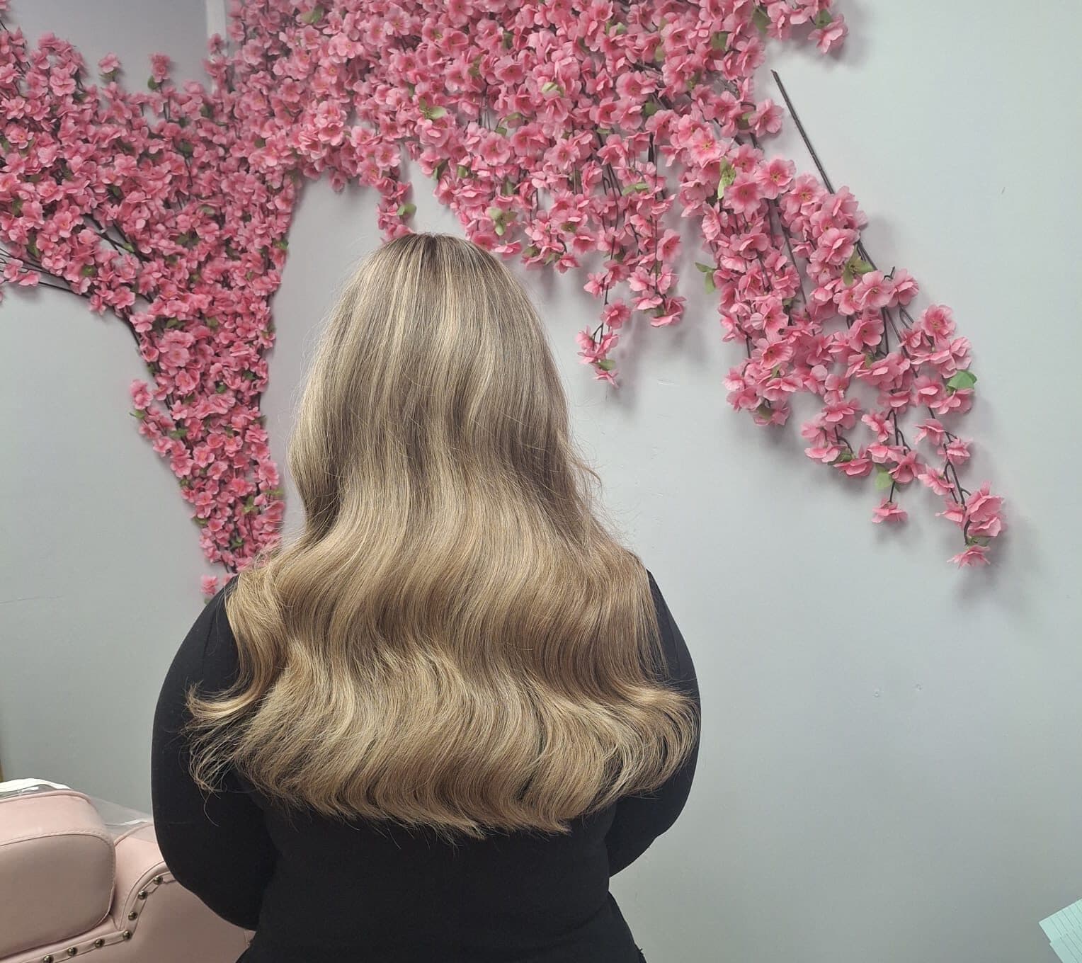 Golden blonde blow-dry with glamorous waves